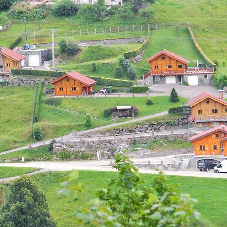 Chalet Charmant A La Bresse Avec Terrasse Et Jardin Cloture エクステリア 写真